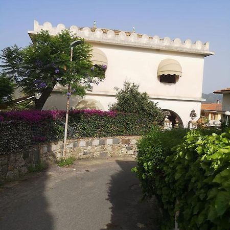 Villa Alkantara Taormina Buitenkant foto