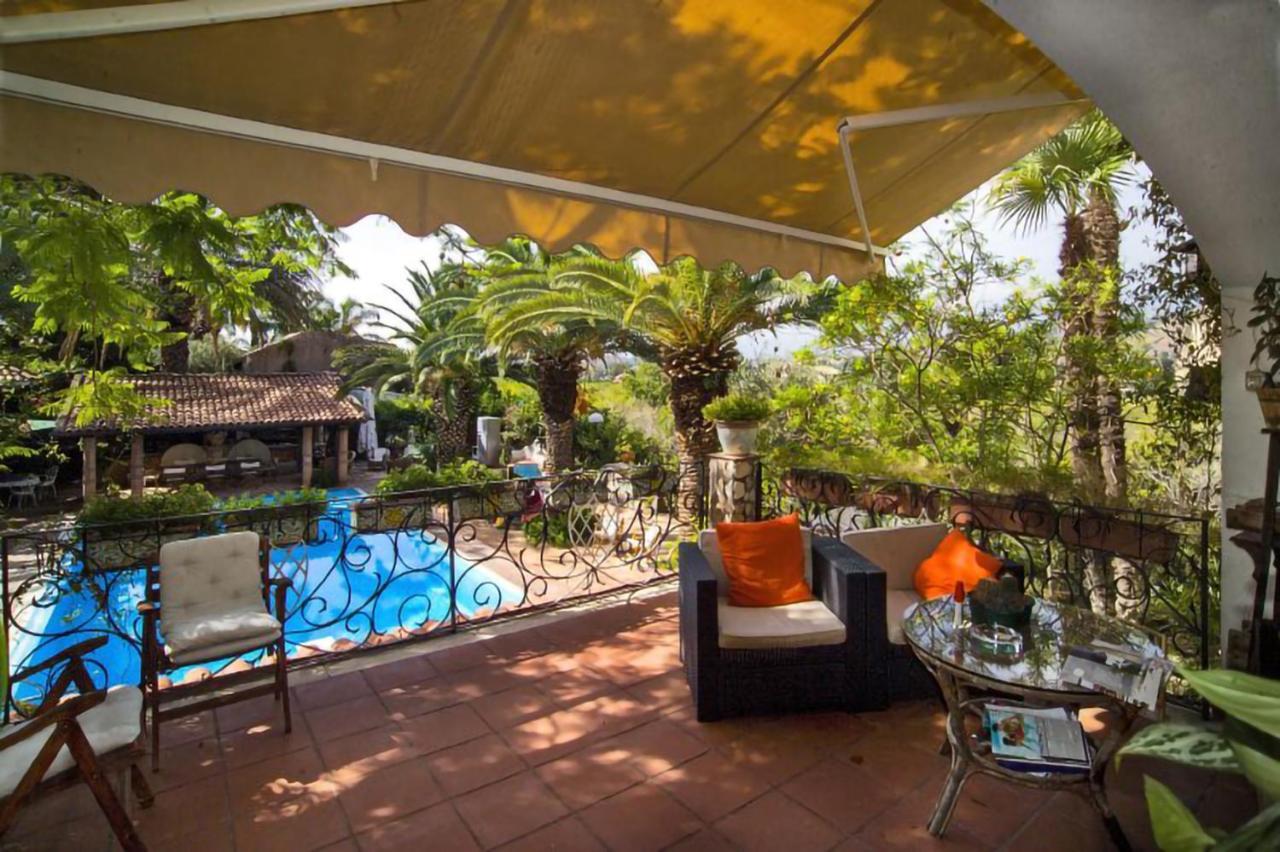 Villa Alkantara Taormina Buitenkant foto